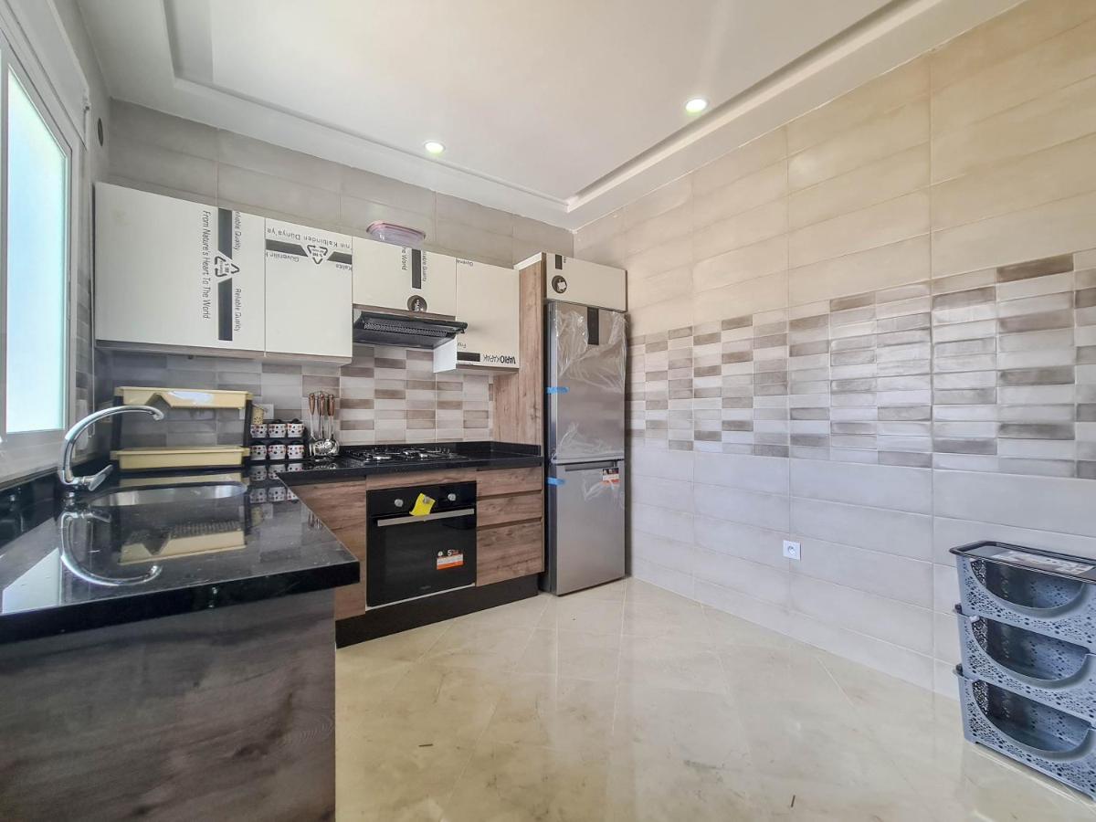 Immeuble Familial Imad Apartment Tetouan Bagian luar foto