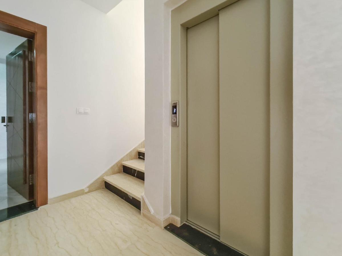 Immeuble Familial Imad Apartment Tetouan Bagian luar foto