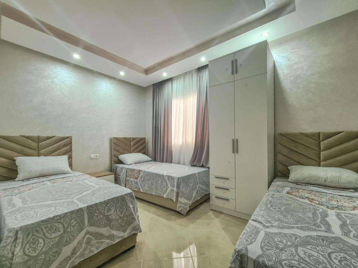 Immeuble Familial Imad Apartment Tetouan Bagian luar foto