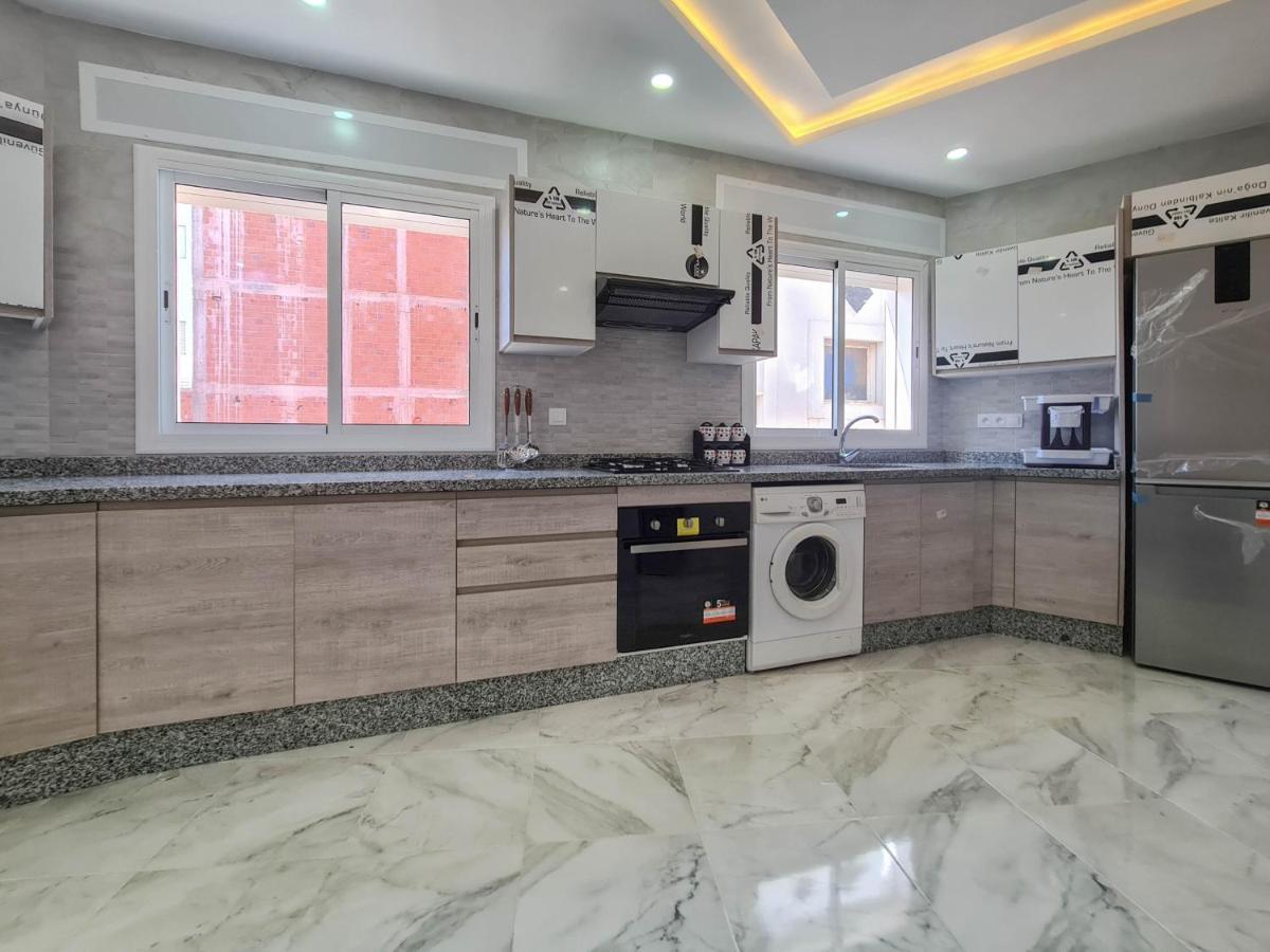 Immeuble Familial Imad Apartment Tetouan Bagian luar foto