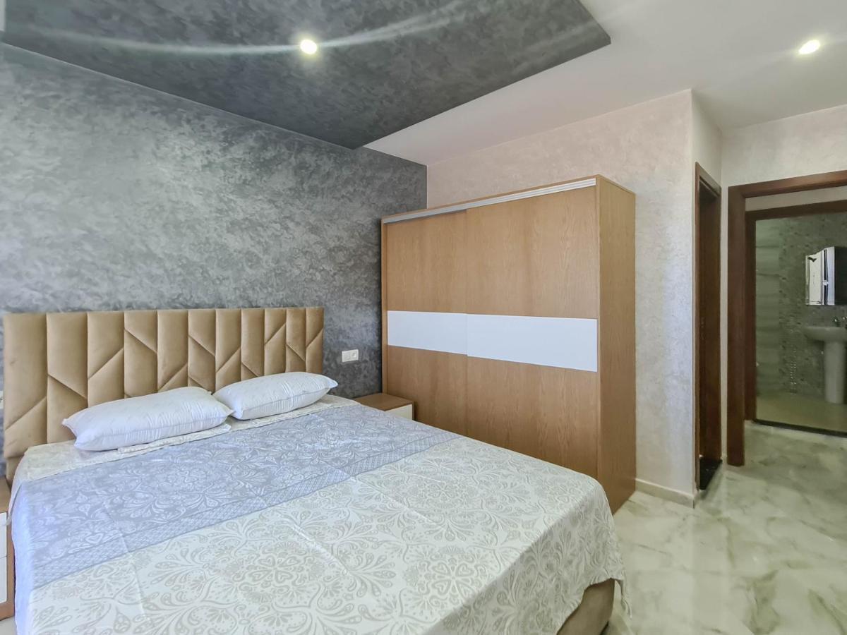 Immeuble Familial Imad Apartment Tetouan Bagian luar foto