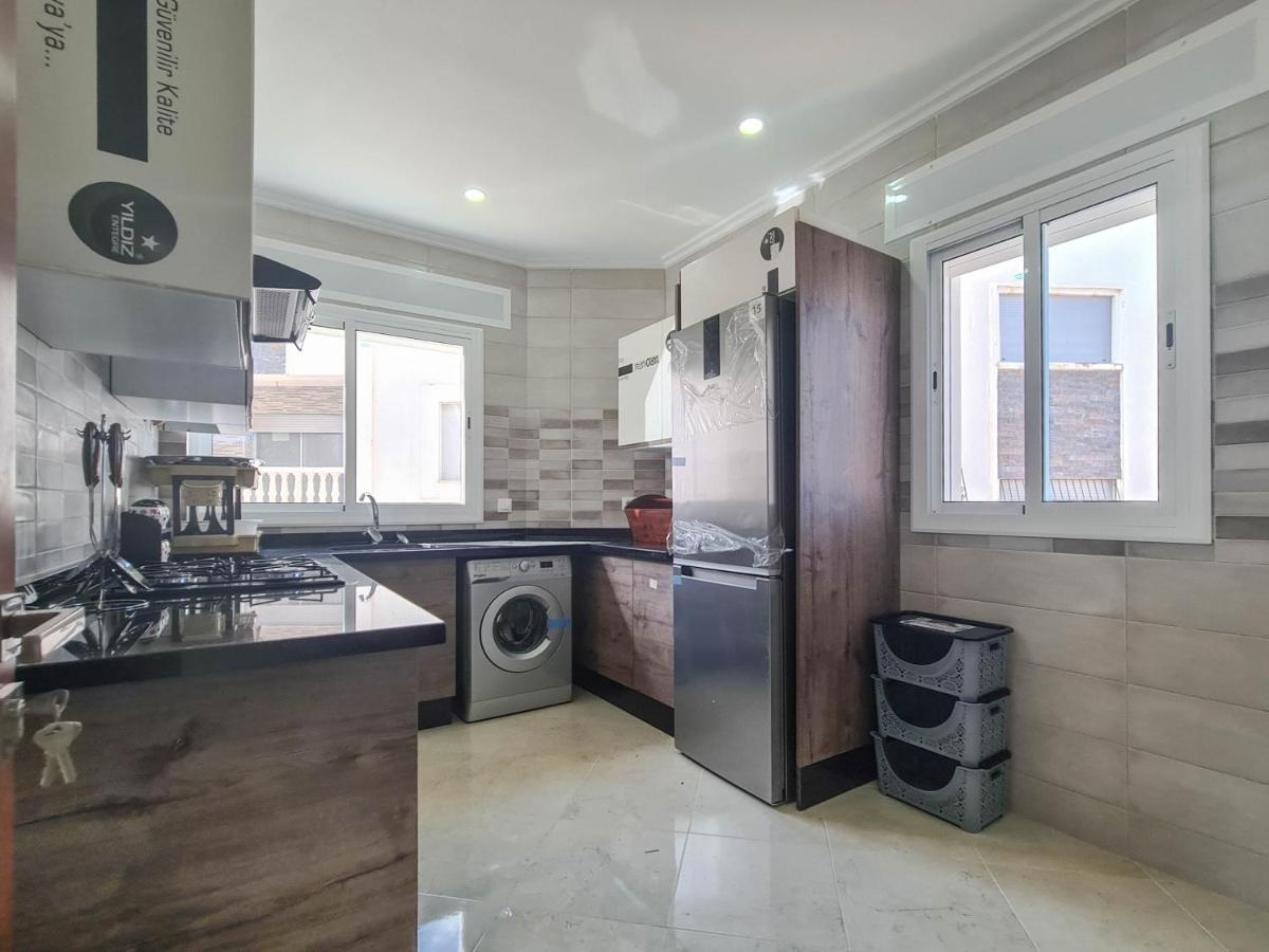 Immeuble Familial Imad Apartment Tetouan Bagian luar foto