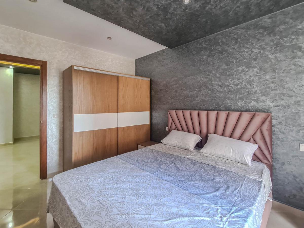 Immeuble Familial Imad Apartment Tetouan Bagian luar foto