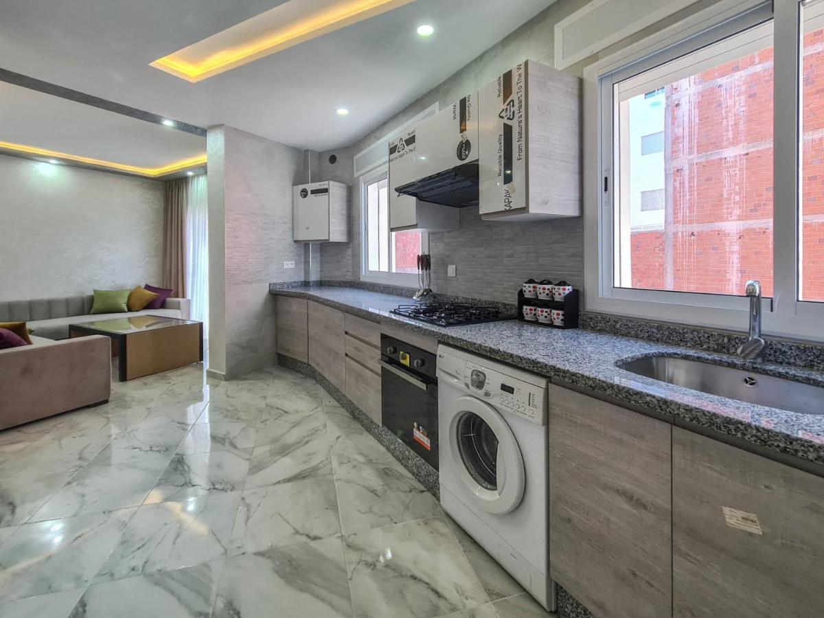 Immeuble Familial Imad Apartment Tetouan Bagian luar foto